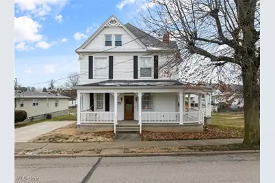1011 Parriott Avenue, Moundsville, WV 26041 - Photo 1