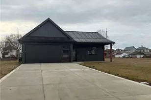 597 S 12th St, Coshocton, OH 43812 - Photo 19