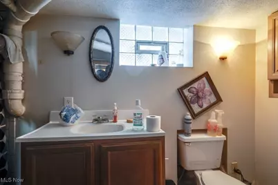 2478 Richmond Road, Beachwood, OH 44122 - Photo 33