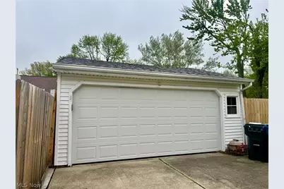 757 Dunny Avenue, Sheffield Lake, OH 44054 - Photo 3