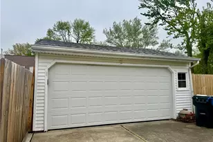 757 Dunny Ave, Sheffield Lake, OH 44054 - Photo 3