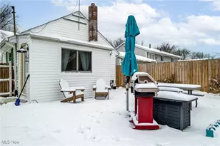 757 Dunny Ave, Sheffield Lake, OH 44054 - Photo 3