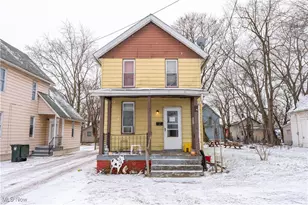 1316 4th St NE, Canton, OH 44704 - Photo 1