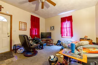 1425 5th Street NE, Canton, OH 44704 - Photo 3