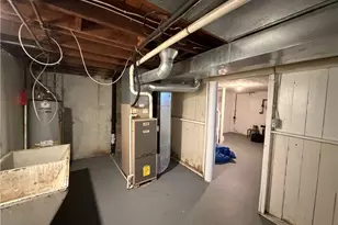 1437 E 252nd St, Euclid, OH 44117 - Photo 17