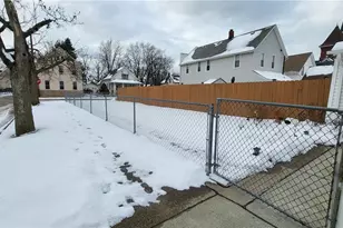 4224 W 43rd St, Loveland, OH 44109 - Photo 3