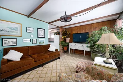 369 Franklin Avenue, Barberton, OH 44203 - Photo 9