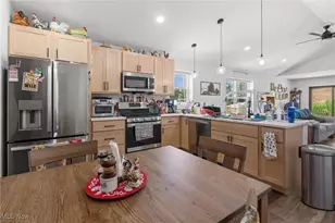 1031 Sycamore Ln, Millersburg, OH 44654 - Photo 9