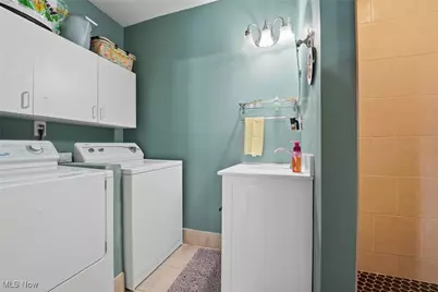 234 N Hambden Street, Chardon, OH 44024 - Photo 25