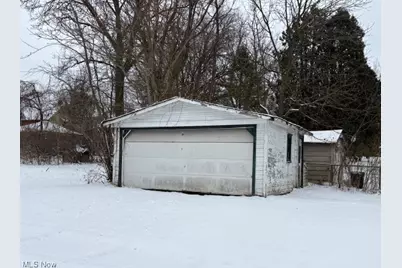 777 Ruth Avenue, Akron, OH 44307 - Photo 5