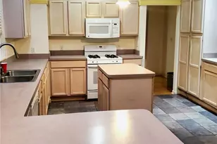 10803 Detroit Ave, Loveland, OH 44102 - Photo 5