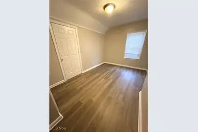 994 Yellowstone Avenue, Cleveland Heights, OH 44121 - Photo 9