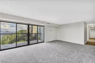 12550 Lake Ave, Oakwood, OH 44107 - Photo 15