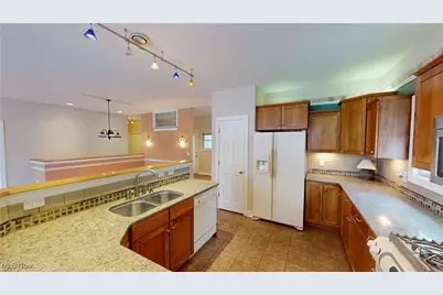 891 Stonewater Drive, Kent, OH 44240 - Photo 11