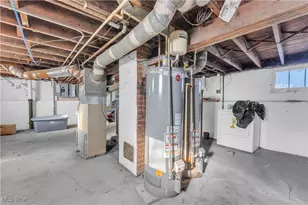 3992 E 26th St, Newburgh Heights, OH 44105 - Photo 17