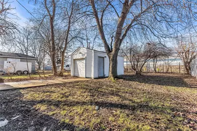 3992 E 26th Street #1/DN, Newburgh Heights, OH 44105 - Photo 19