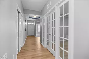 292 Kensington Wy, Elyria, OH 44035 - Photo 13