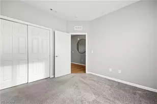 292 Kensington Wy, Elyria, OH 44035 - Photo 7