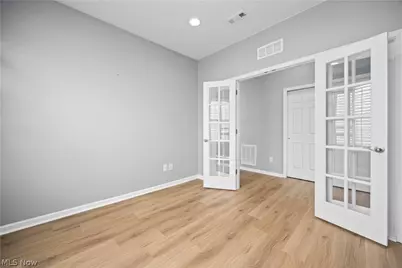 292 Kensington Way, Elyria, OH 44035 - Photo 9