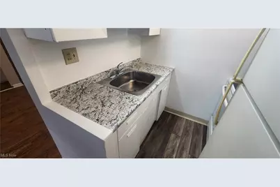 12810 Detroit Avenue #10, Oakwood, OH 44107 - Photo 3