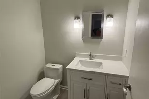 1353 Lake Martin Dr, Kent, OH 44240 - Photo 7