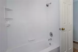 16860 Snyder Rd, Chagrin Falls, OH 44023 - Photo 31