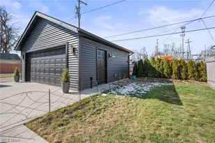 1304 W 76th St, Loveland, OH 44102 - Photo 43