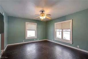 377 Hillsdale Ave, Barberton, OH 44203 - Photo 7