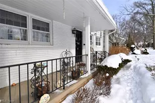 15991 Henley Rd, Loveland, OH 44112 - Photo 3