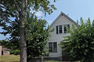 1101 E 66th St, Loveland, OH 44103 - Photo 1