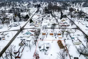 3921/3923 Huntmere Ave, Youngstown, OH 44515 - Photo 9