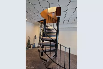 1373 Military Road, Zanesville, OH 43701 - Photo 17