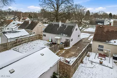 218 N Beverly Avenue, Austintown, OH 44515 - Photo 35