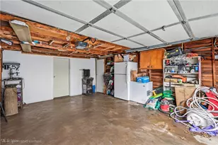 218 N Beverly Ave, Austintown, OH 44515 - Photo 25