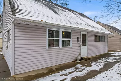 218 N Beverly Avenue, Austintown, OH 44515 - Photo 3