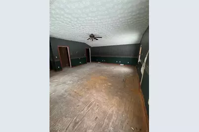 3178 S Newton Falls Road, Diamond, OH 44412 - Photo 17