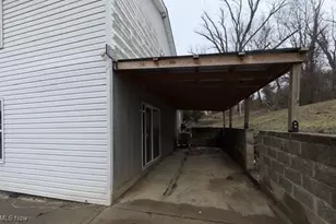 1135 Sharon Ave, Zanesville, OH 43701 - Photo 9