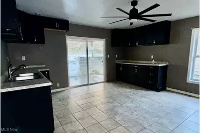 1135 Sharon Avenue, Zanesville, OH 43701 - Photo 3