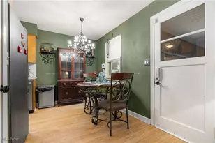 210 Davenport Ave, Akron, OH 44312 - Photo 9