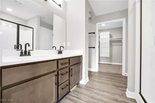 482 Mdw Trl SW, Hartville, OH 44632 - Photo 23