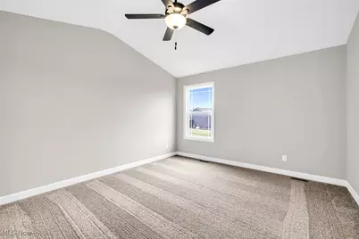 482 Meadow Trail SW, Hartville, OH 44632 - Photo 21