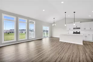 482 Mdw Trl SW, Hartville, OH 44632 - Photo 11