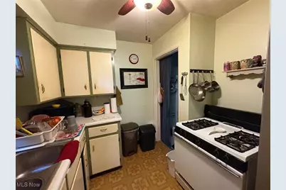 31 Alameda Avenue, Cuyahoga Falls, OH 44221 - Photo 7