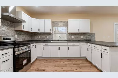 1329 Stone Street, Zanesville, OH 43701 - Photo 15