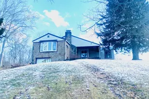 10050 Norwich Dr, Norwich, OH 43767 - Photo 1