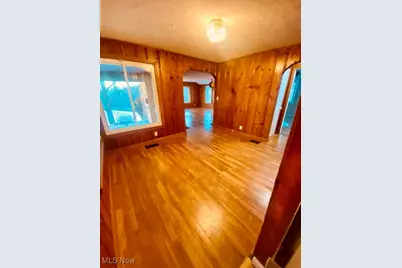 10050 Norwich Drive, Norwich, OH 43767 - Photo 5