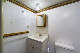 1128 Cordova Ave, Akron, OH 44320 - Photo 25