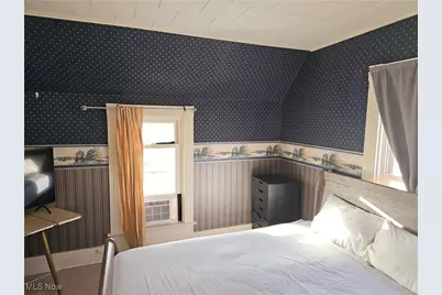 849 S Lawn Avenue, Coshocton, OH 43812 - Photo 15