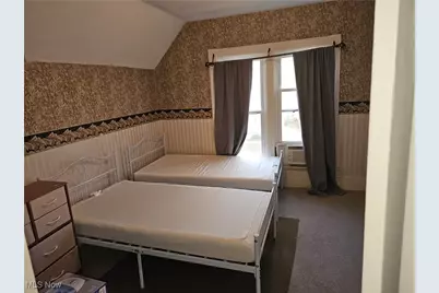 849 S Lawn Avenue, Coshocton, OH 43812 - Photo 9