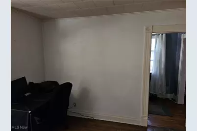 849 S Lawn Avenue, Coshocton, OH 43812 - Photo 5